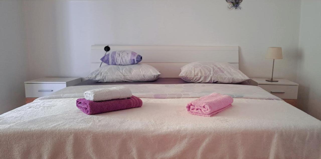 Maria Apartments Kaštela Cameră foto