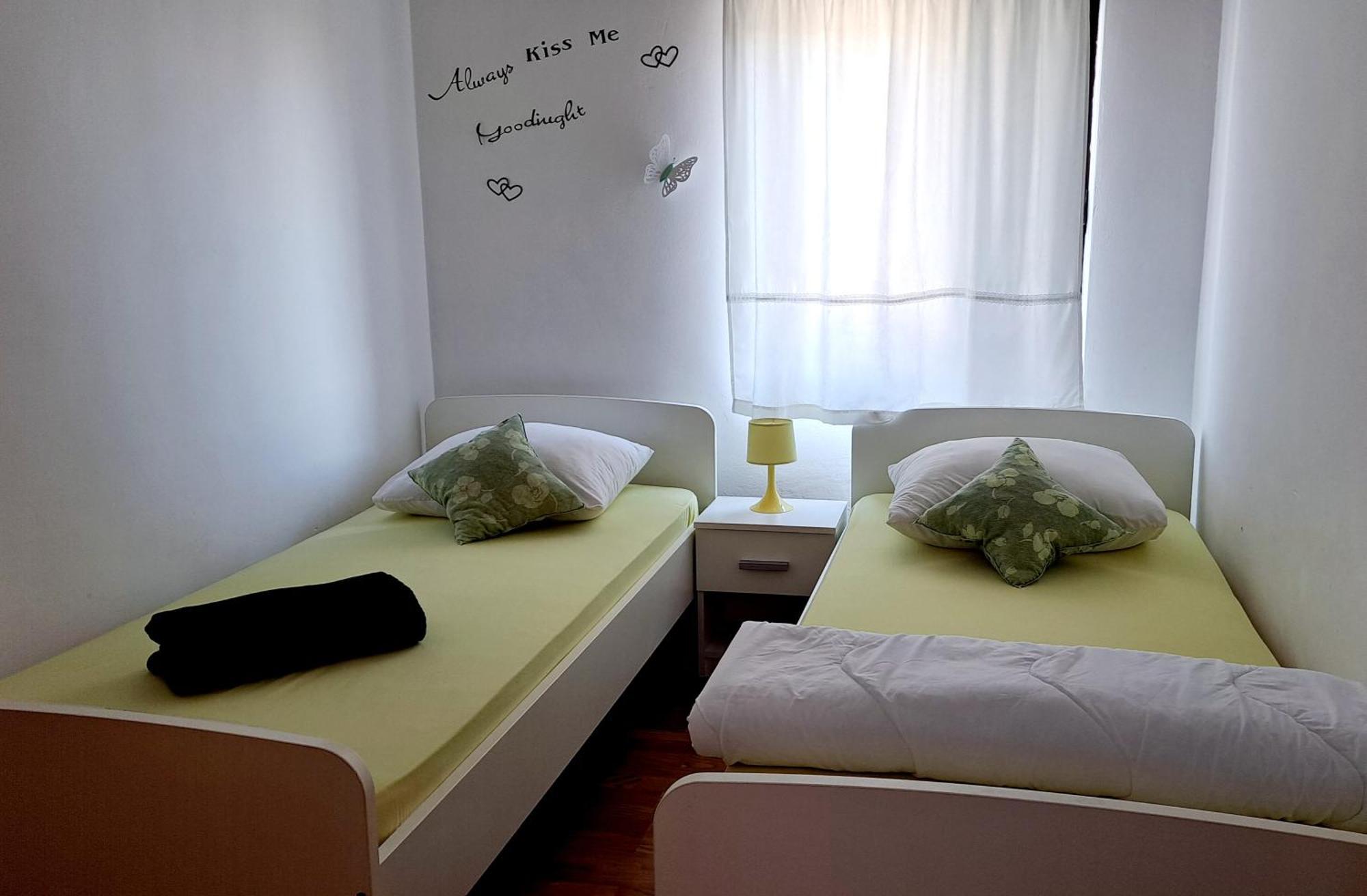 Maria Apartments Kaštela Cameră foto